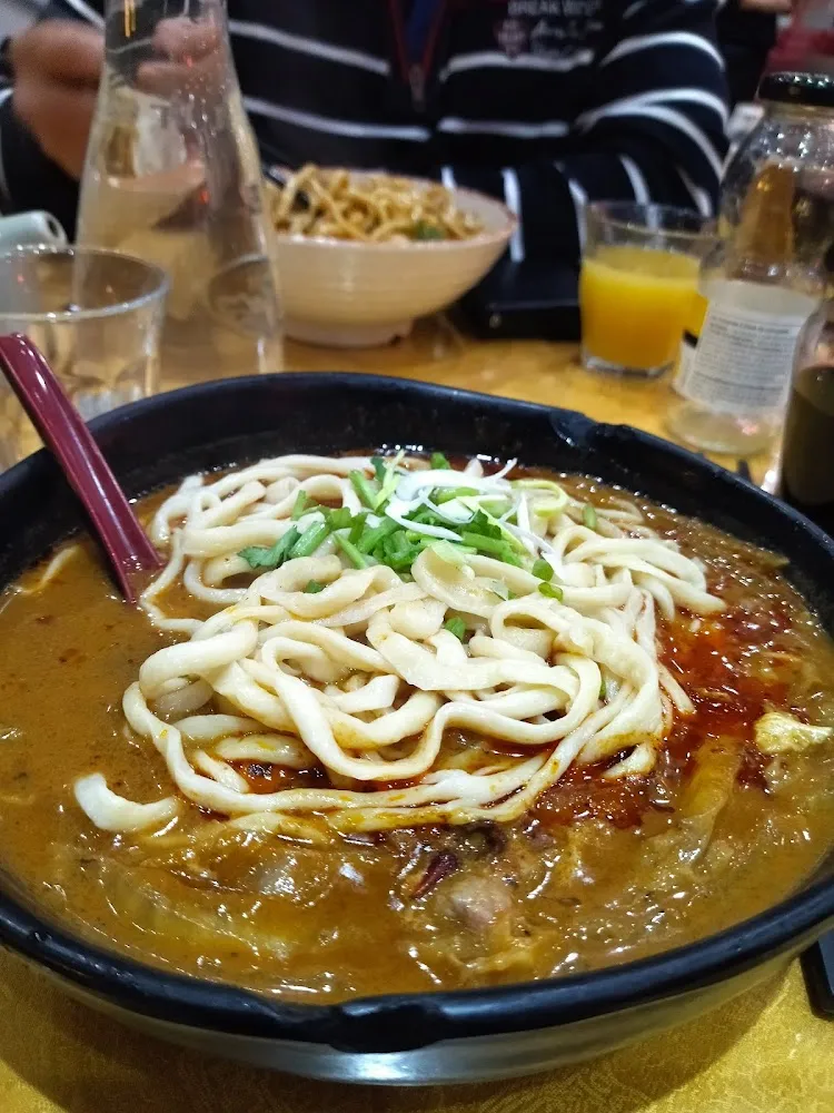 Pâtes Aux Boeufs Piquant